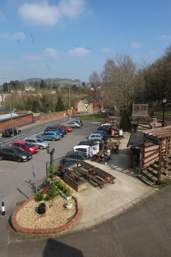 The Clothiers Arms Hotel Stroud  Exterior foto